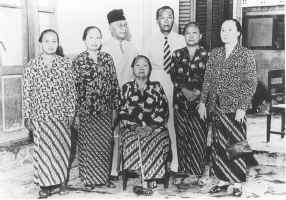 jikso-3.jpg (497442 bytes)